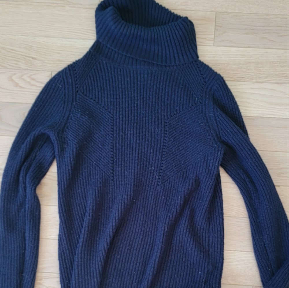 Warm turtleneck